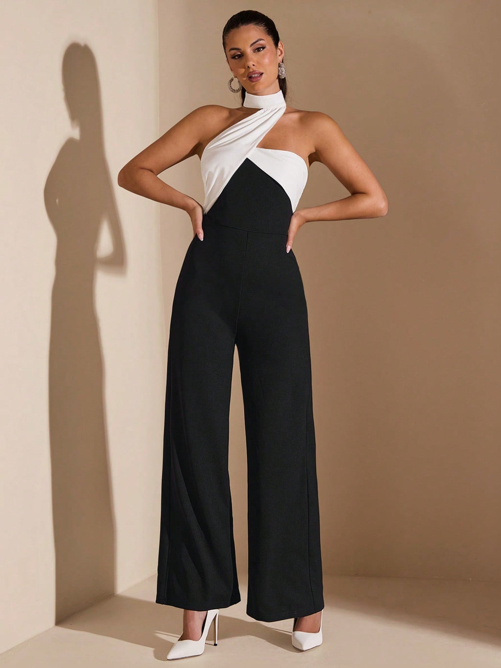 Macacão Feminino Elegante Assimétrico