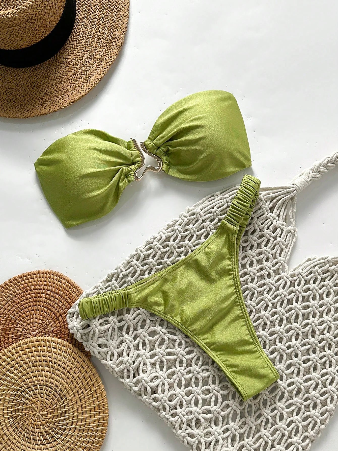 Biquíni Tomara que Caia Metalizado Tanga