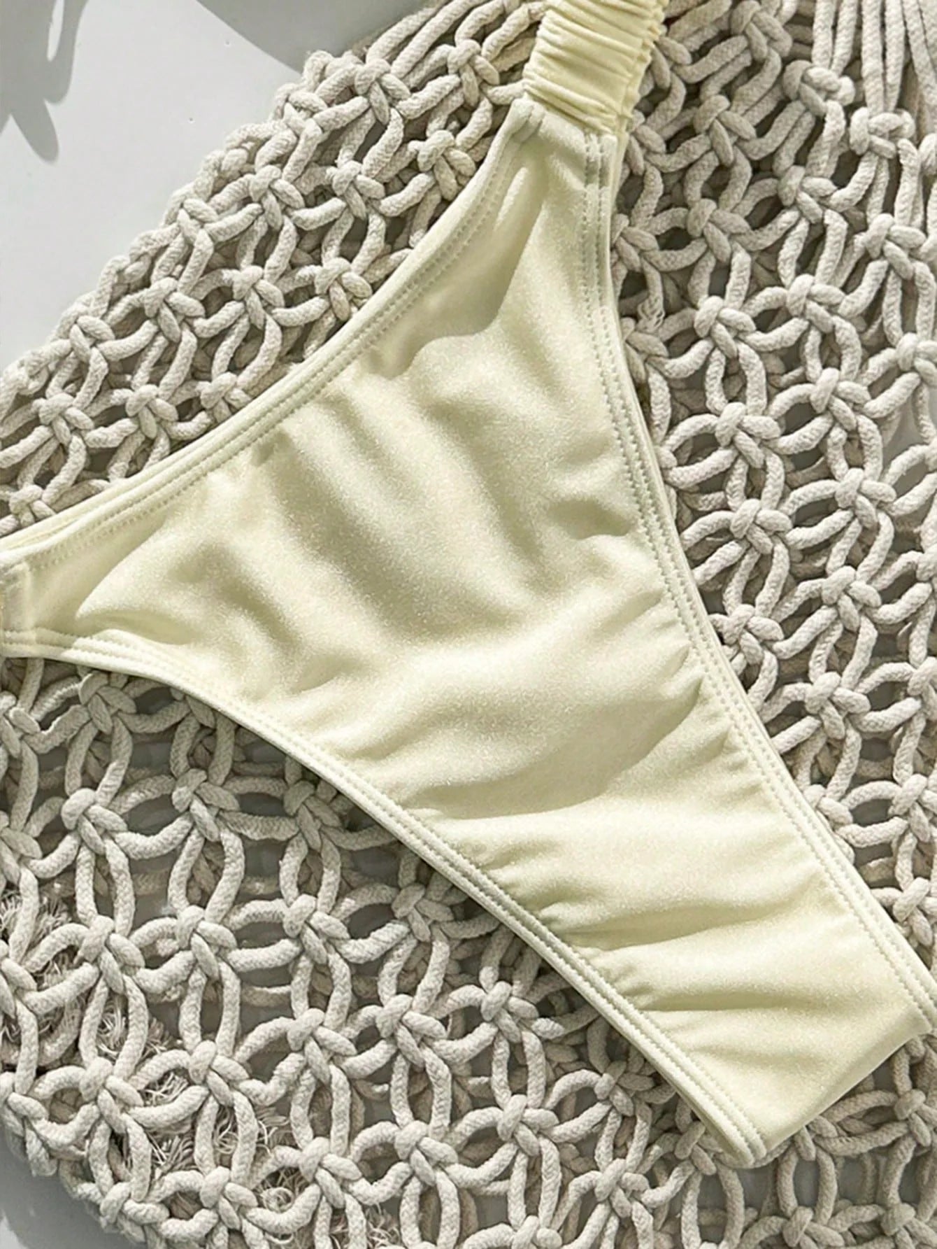 Biquíni Tomara que Caia Metalizado Tanga